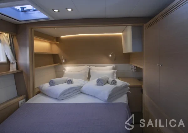 Lagoon 560 - Yacht Charter Sailica