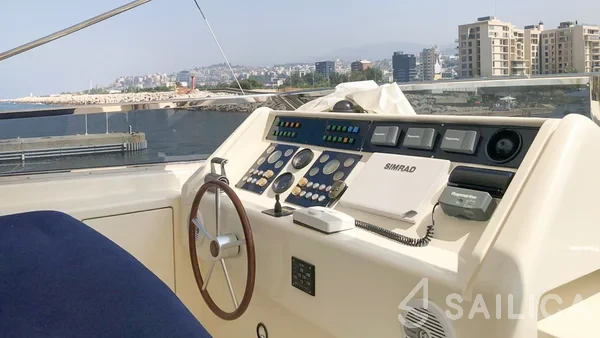 Falcon 86 - Photo #26 Falcon 86 - Yacht Charter Sailica