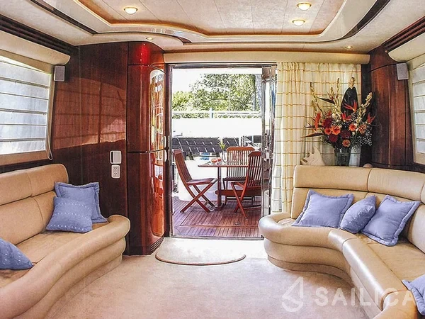Altamar 64 - Yacht Charter Sailica