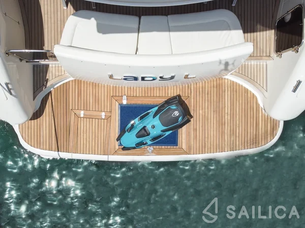 Altamar 64 - Yacht Charter Sailica