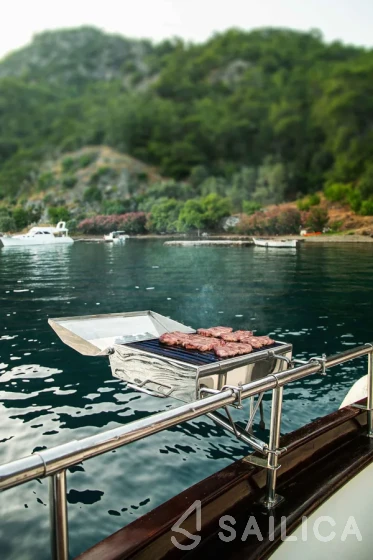 Gulet - Yacht Charter Sailica