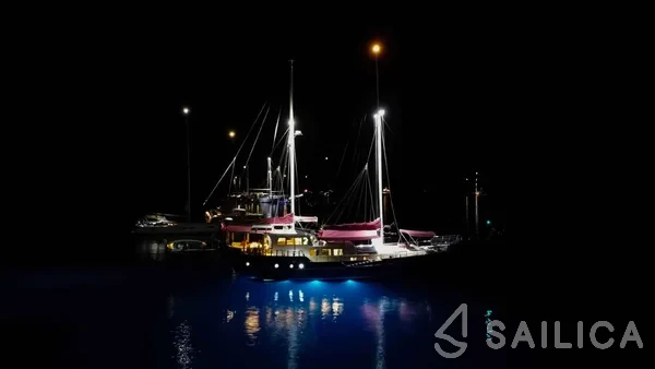 Gulet - Yacht Charter Sailica