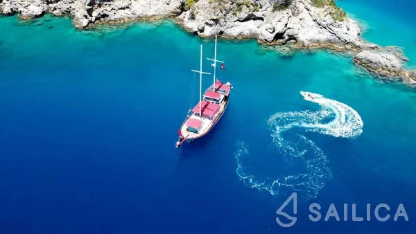 Gulet - Yacht Charter Sailica