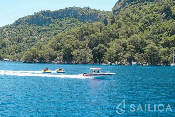 Gulet - Yacht Charter Sailica