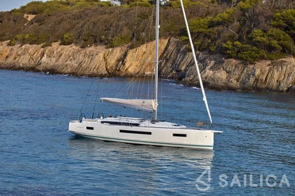 Sun Odyssey 490 - Yacht Charter Sailica