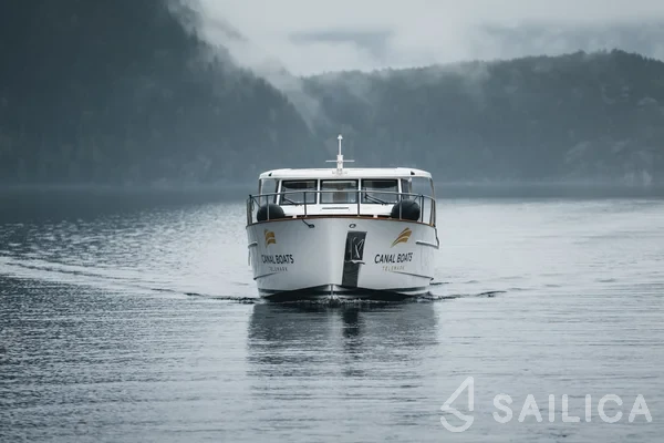 Greenline 33 - Yacht Charter Sailica