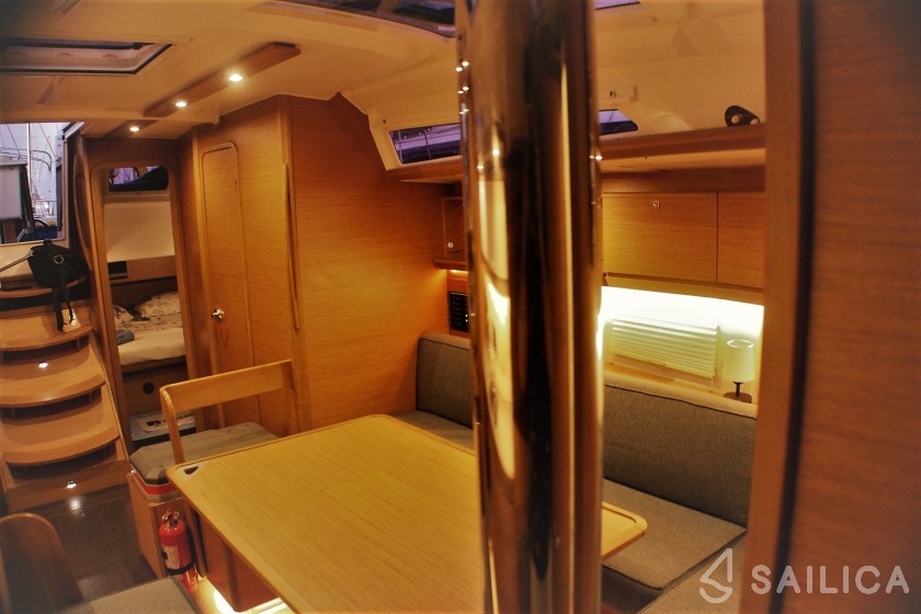 Dufour 430 - Yacht Charter Sailica