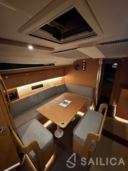Dufour 430 - Yacht Charter Sailica