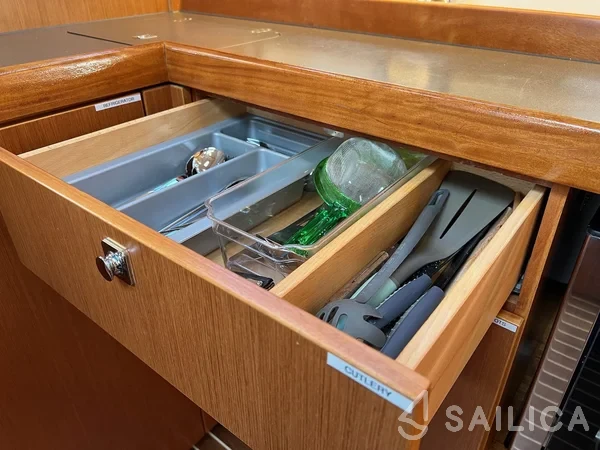 Bavaria 46 Cruiser - Yacht Charter Sailica