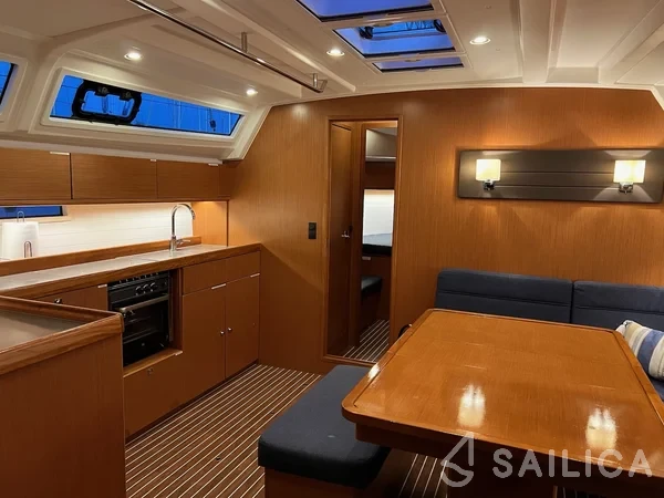 Bavaria 46 Cruiser - Yacht Charter Sailica
