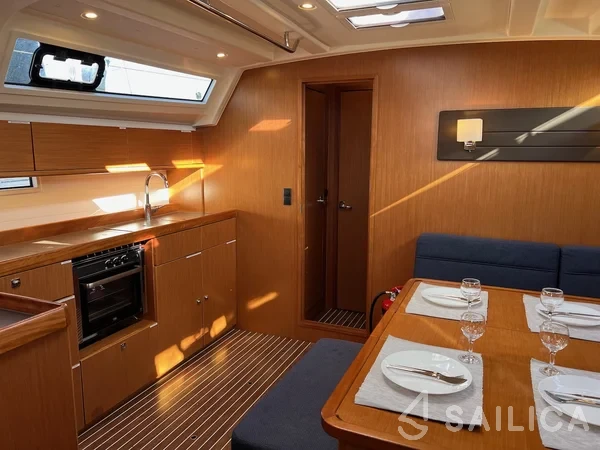 Bavaria 46 Cruiser - Yacht Charter Sailica