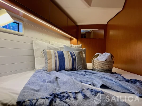 Bavaria 46 Cruiser - Yacht Charter Sailica