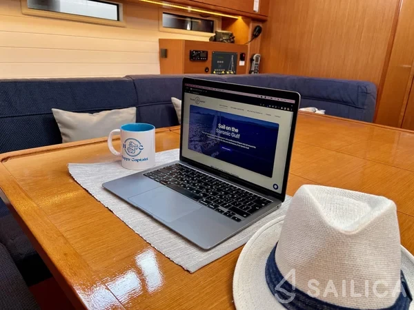 Bavaria 46 Cruiser - Yacht Charter Sailica