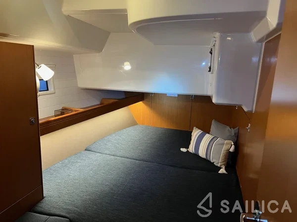 Bavaria 46 Cruiser - Yacht Charter Sailica