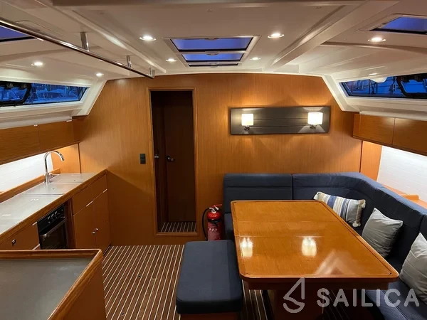 Bavaria 46 Cruiser - Yacht Charter Sailica