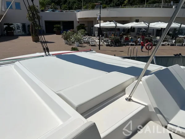 Bali 4.0 - Yacht Charter Sailica