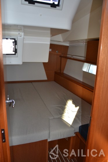 Bavaria C45 - Yacht Charter Sailica