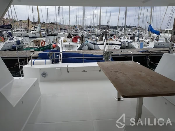 Lucia 40 - Yacht Charter Sailica