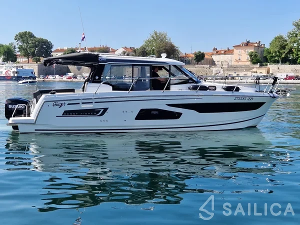 Merry Fisher 1095 - Yacht Charter Sailica