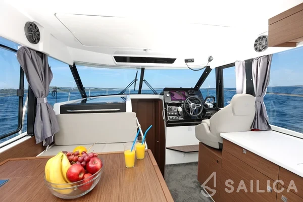 Merry Fisher 1095 - Yacht Charter Sailica