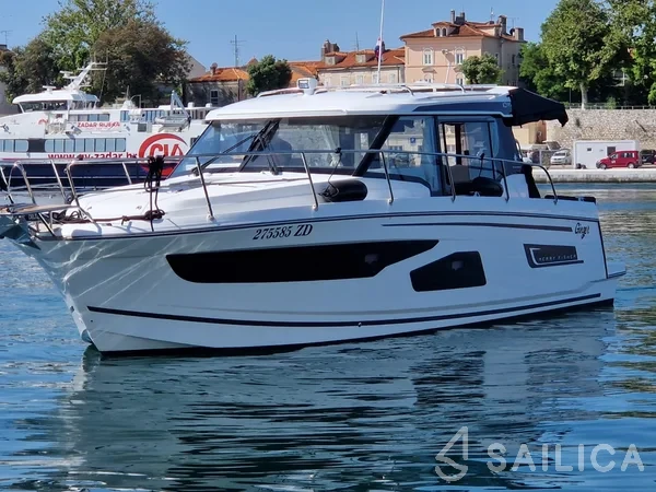 Merry Fisher 1095 - Yacht Charter Sailica