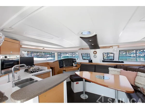 Lipari 41 - Yacht Charter Sailica