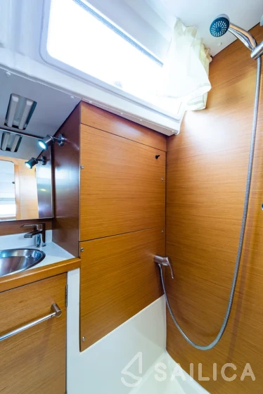 Sun Odyssey 379 - Yacht Charter Sailica