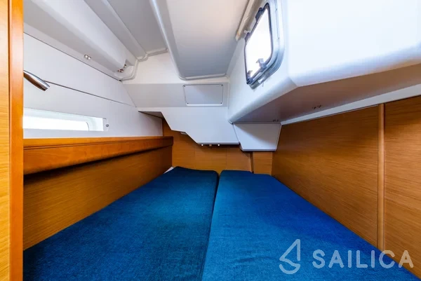 Sun Odyssey 379 - Yacht Charter Sailica