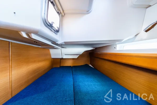 Sun Odyssey 379 - Yacht Charter Sailica