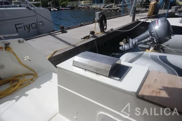 Saona 47 - Yacht Charter Sailica