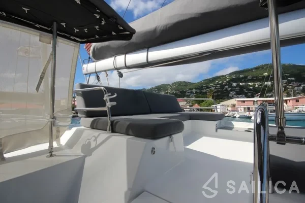 Saona 47 - Yacht Charter Sailica