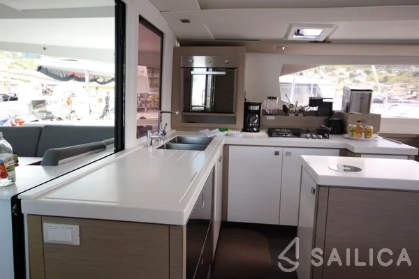 Saona 47 - Yacht Charter Sailica