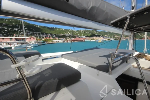 Saona 47 - Yacht Charter Sailica
