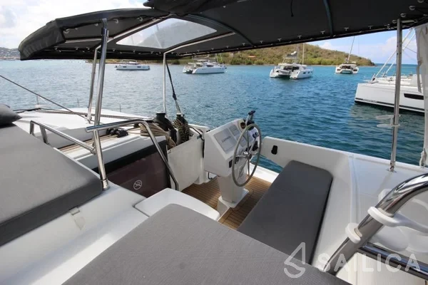 Saona 47 - Yacht Charter Sailica