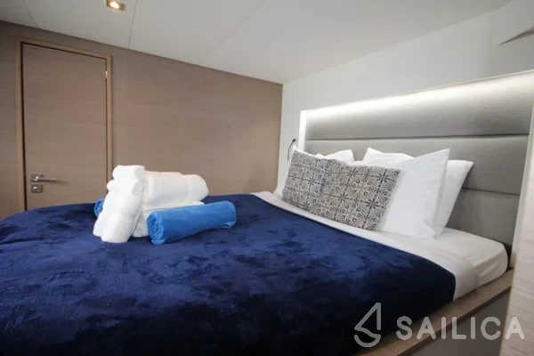 Saona 47 - Yacht Charter Sailica