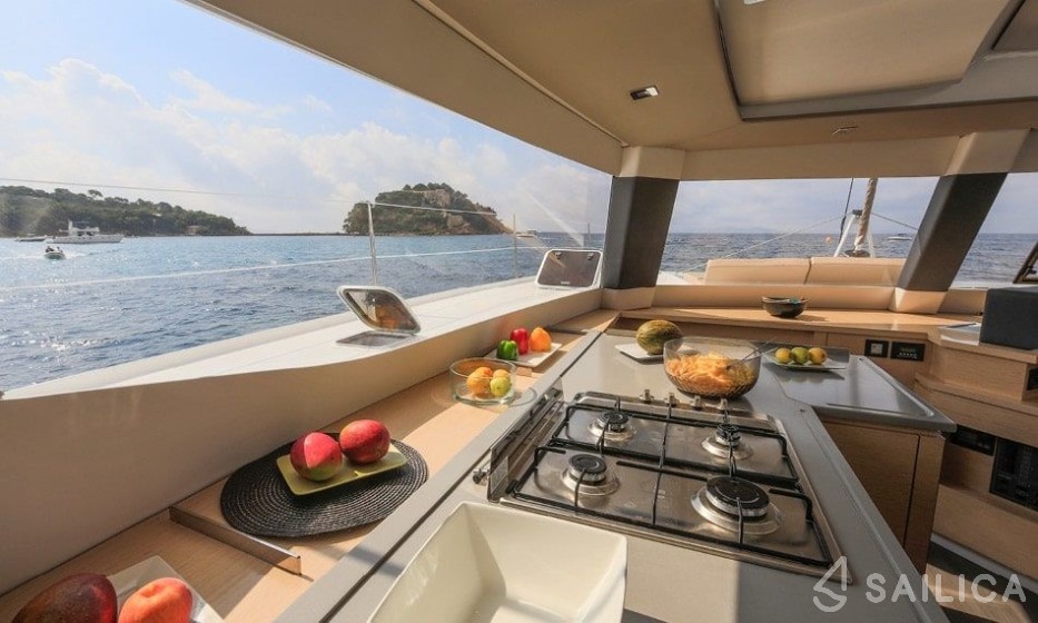 Saba 50 - Yacht Charter Sailica