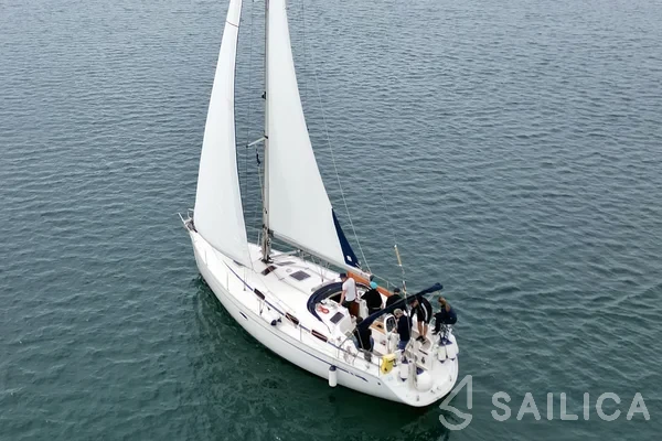 Bavaria 37 Cruiser - Yacht Charter Sailica