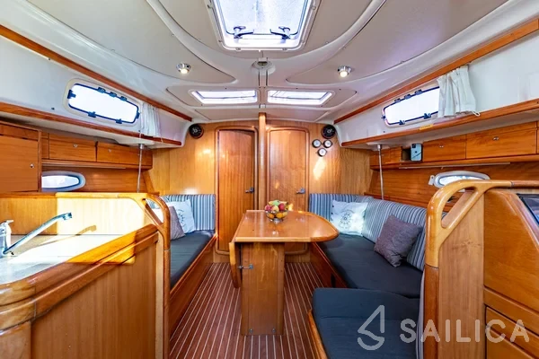 Bavaria 37 Cruiser - Yacht Charter Sailica