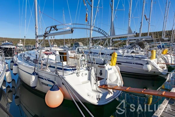 Bavaria 37 Cruiser - Yacht Charter Sailica