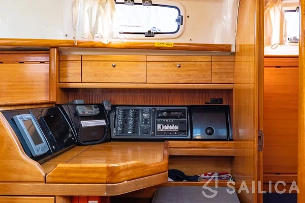 Bavaria 37 Cruiser - Yacht Charter Sailica