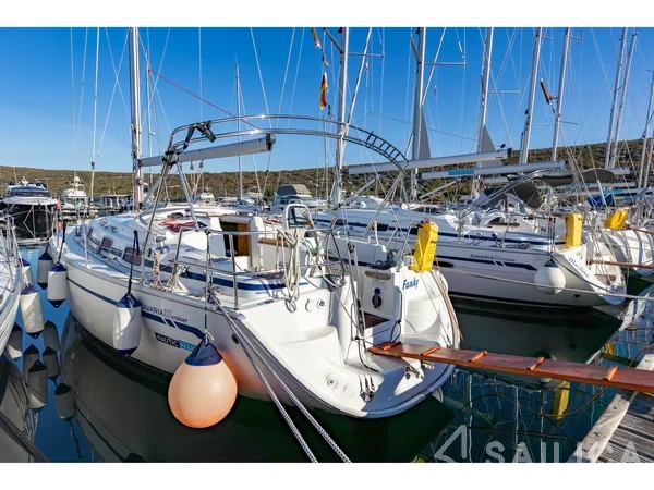 Bavaria 37 Cruiser - Yacht Charter Sailica