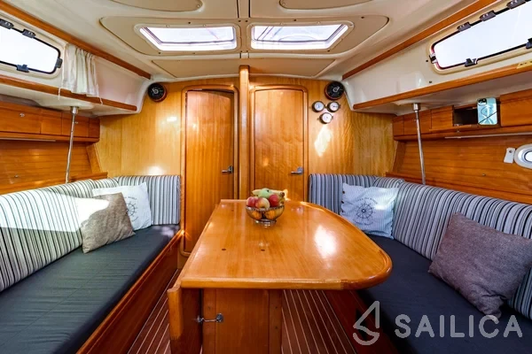 Bavaria 37 Cruiser - Yacht Charter Sailica