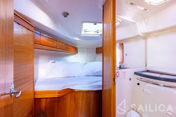 Bavaria 37 Cruiser - Yacht Charter Sailica