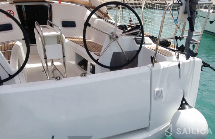 Sun Odyssey 349 - Yacht Charter Sailica