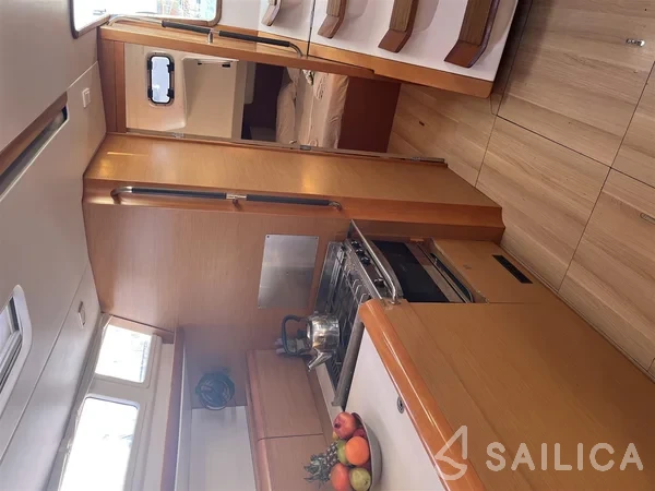 Sun Odyssey 469 - Yacht Charter Sailica