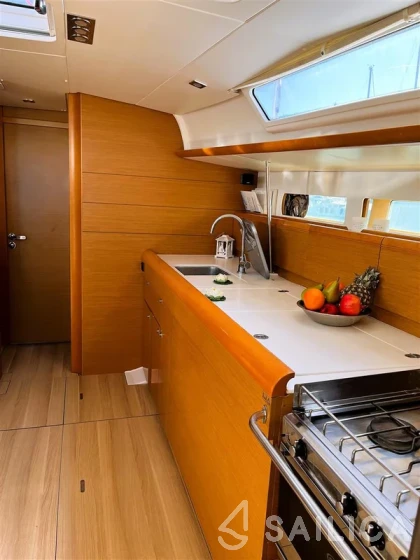Sun Odyssey 469 - Yacht Charter Sailica