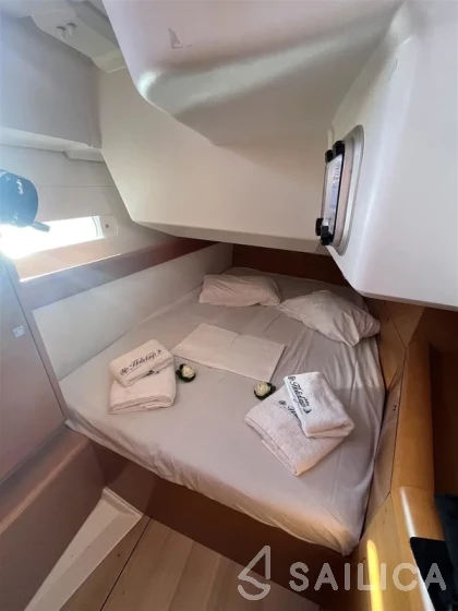 Sun Odyssey 469 - Yacht Charter Sailica