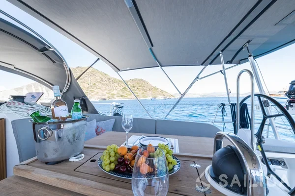 Bavaria 46 Cruiser - Yacht Charter Sailica