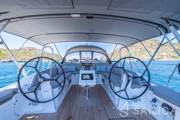 Bavaria 46 Cruiser - Yacht Charter Sailica
