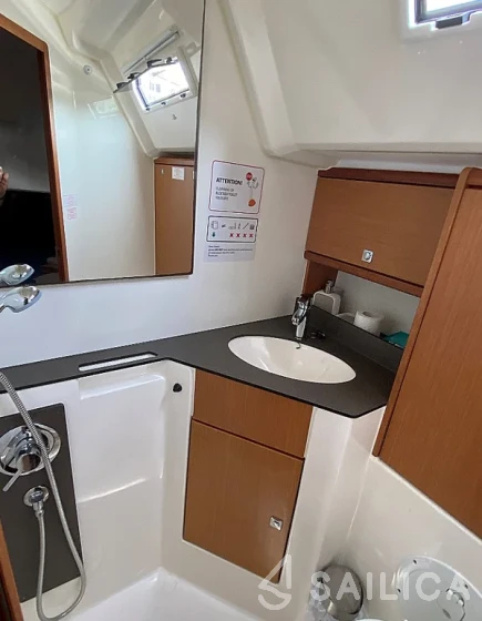 Bavaria 46 Cruiser - Yacht Charter Sailica